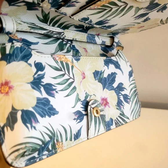 Henri Bendel Floral Crossbody - Picture 11 of 11